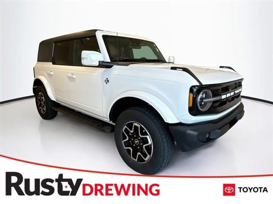 2024 Ford Bronco Outer Banks photo 1