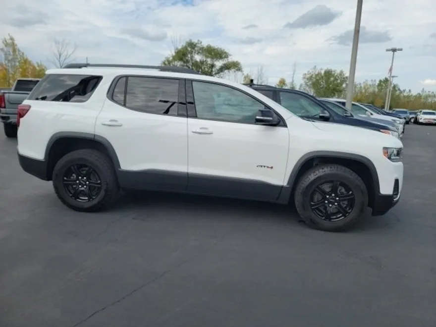2023 Gmc Acadia AT4 photo 1