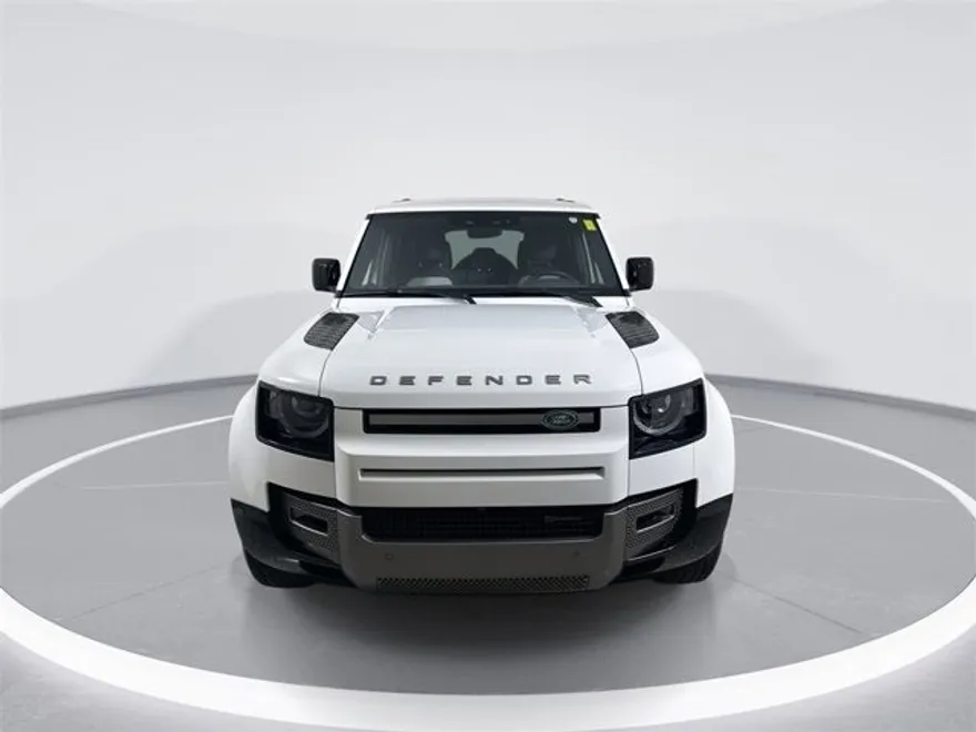 2023 Land Rover Defender X-Dynamic SE photo 1