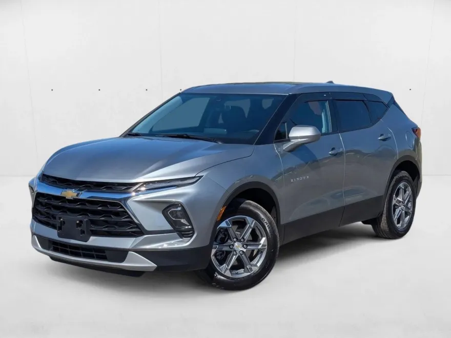 2023 Chevrolet Blazer 2LT photo 1