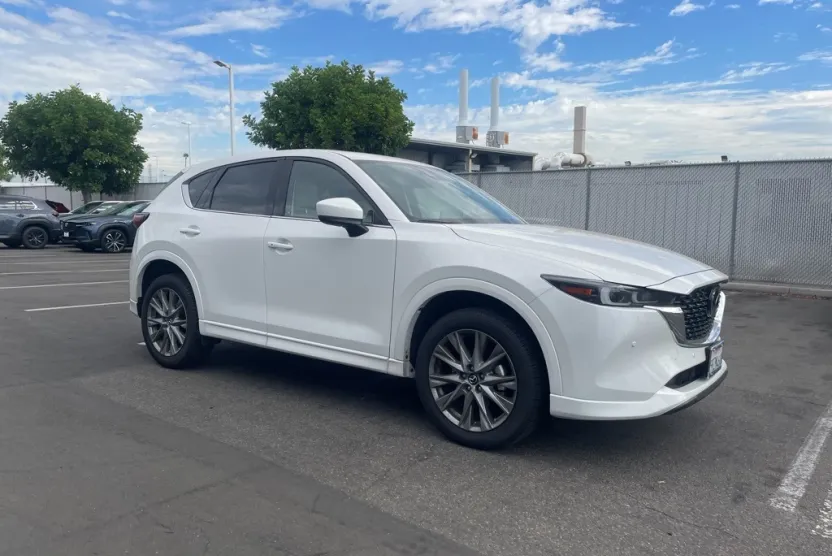 2025 Mazda CX-5 2.5 Premium Plus photo 1