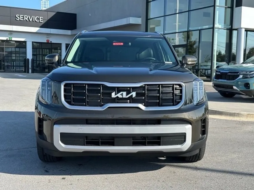 2025 Kia Telluride S photo 1