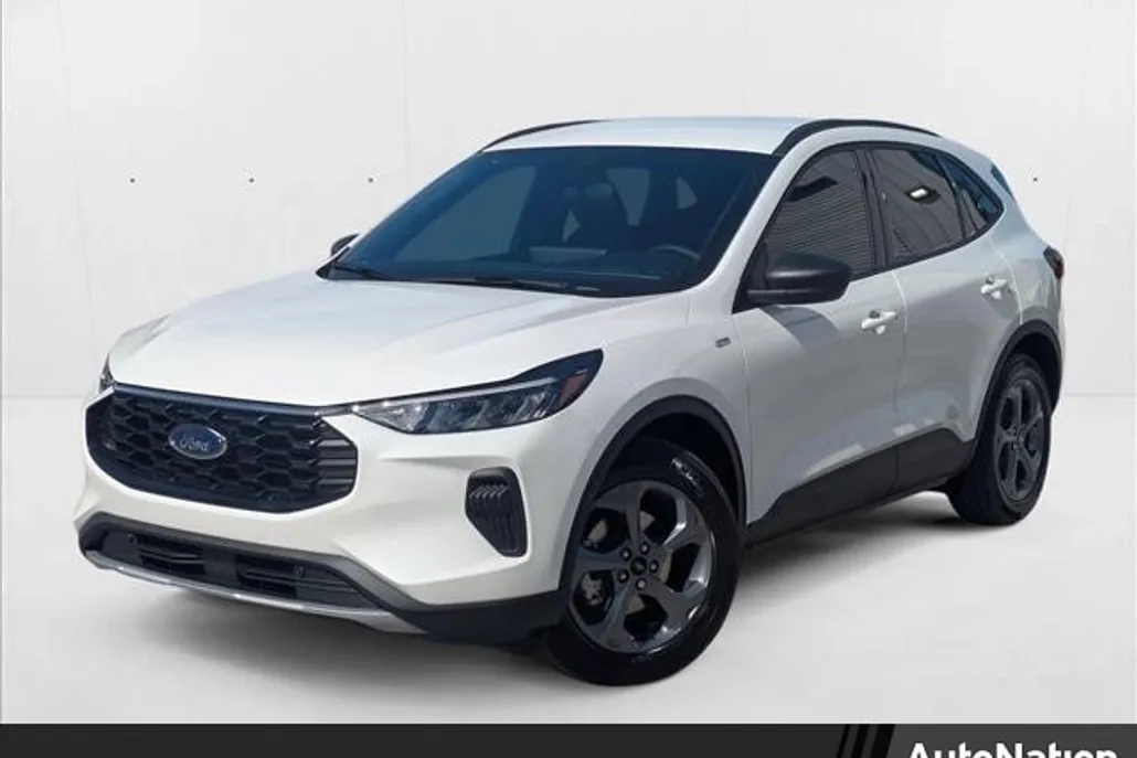 2025 Ford Escape ST-Line photo 1