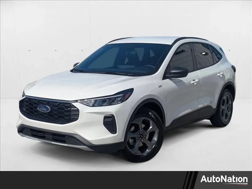 2025 Ford Escape ST-Line photo 1