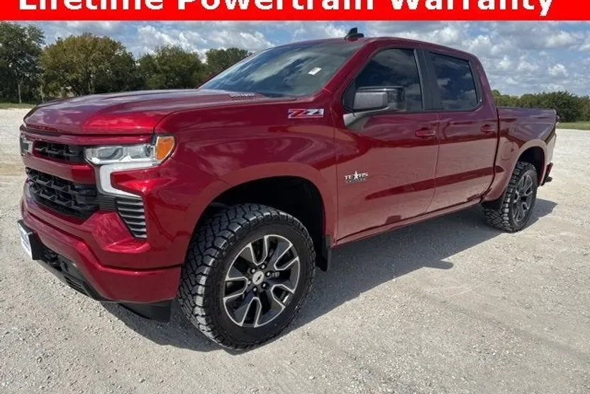 2023 Chevrolet Silverado 1500 RST photo 1