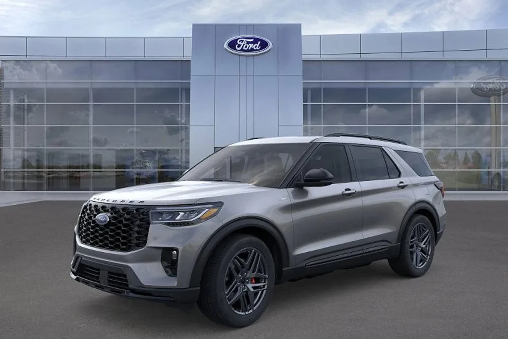 2025 Ford Explorer ST-Line photo 1