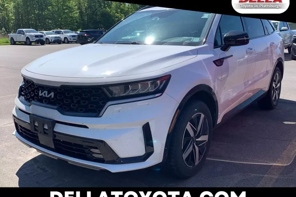 2023 Kia Sorento EX photo 1