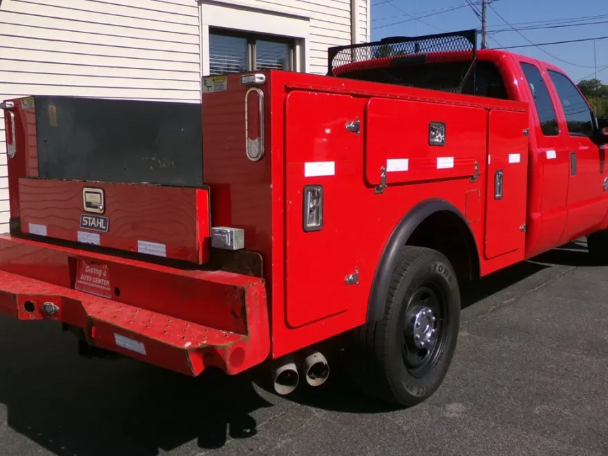 2016 Ford F-350 XL photo 1