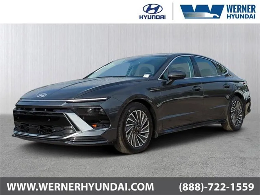 2025 Hyundai Sonata Hybrid Limited photo 1