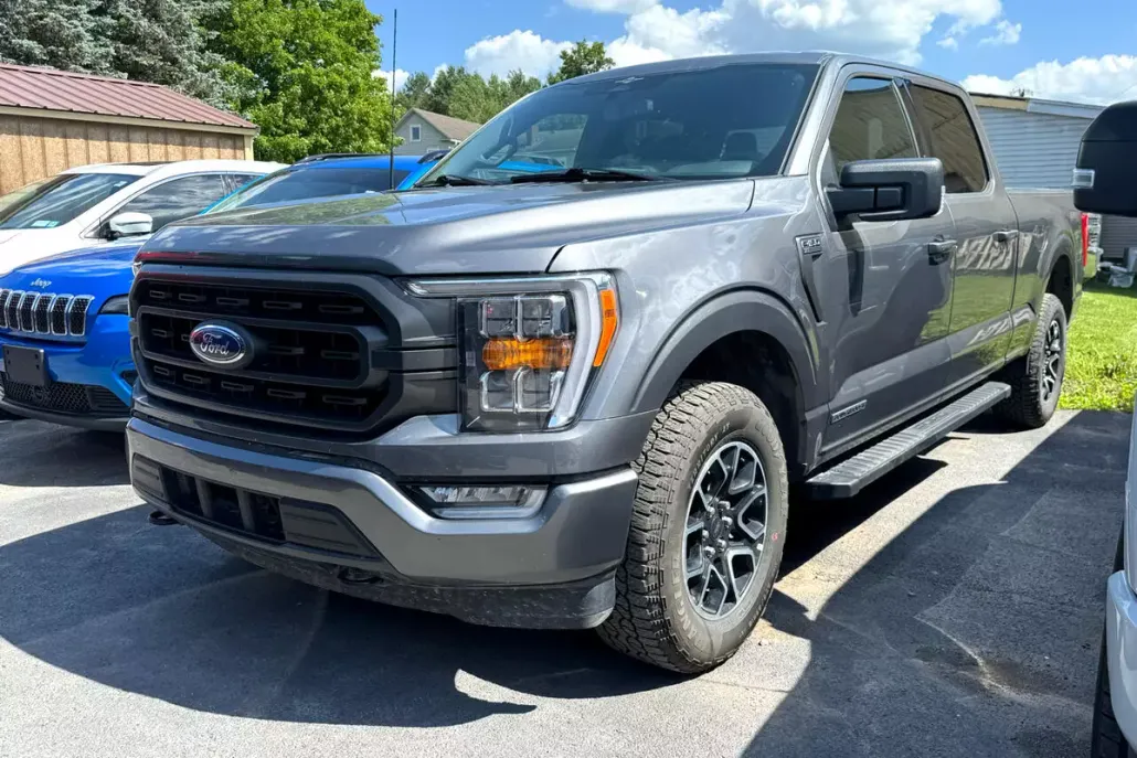 2023 Ford F-150 XLT photo 1