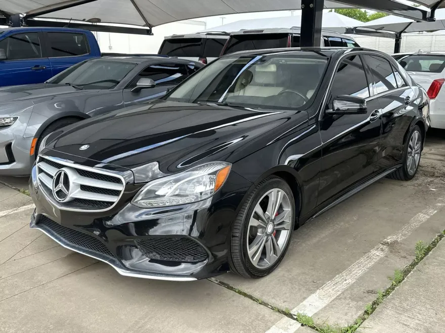 2016 Mercedes Benz E 350 Sedan photo 1