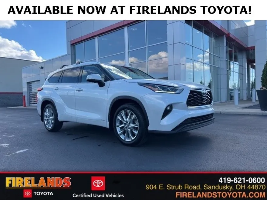 2022 Toyota Highlander Hybrid Limited photo 1