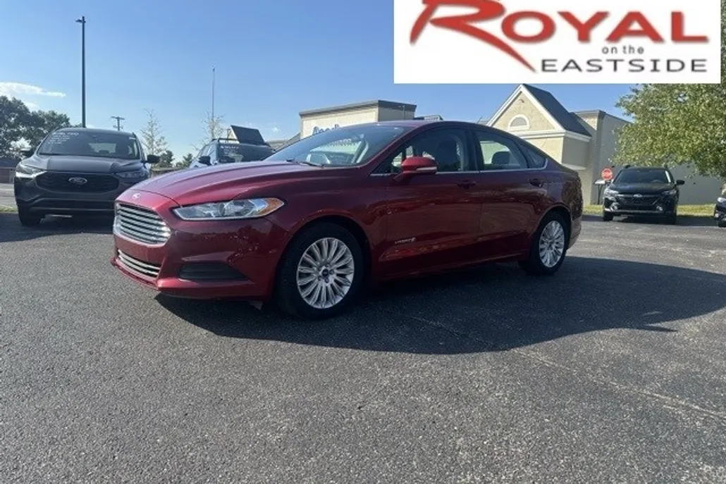 2014 Ford Fusion Hybrid SE photo 1