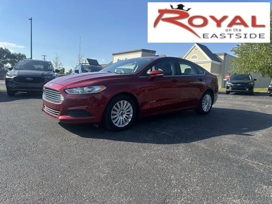 2014 Ford Fusion Hybrid SE photo 1
