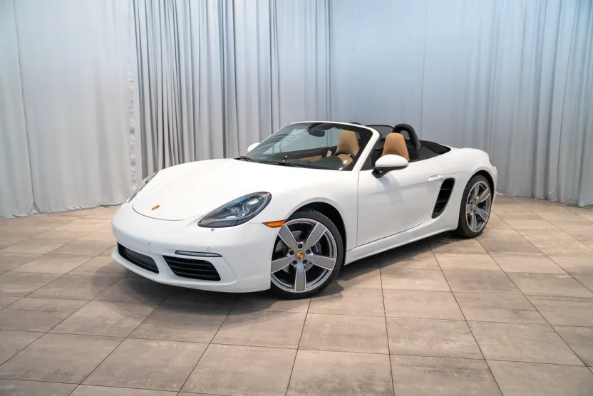 2017 Porsche Boxster photo 1