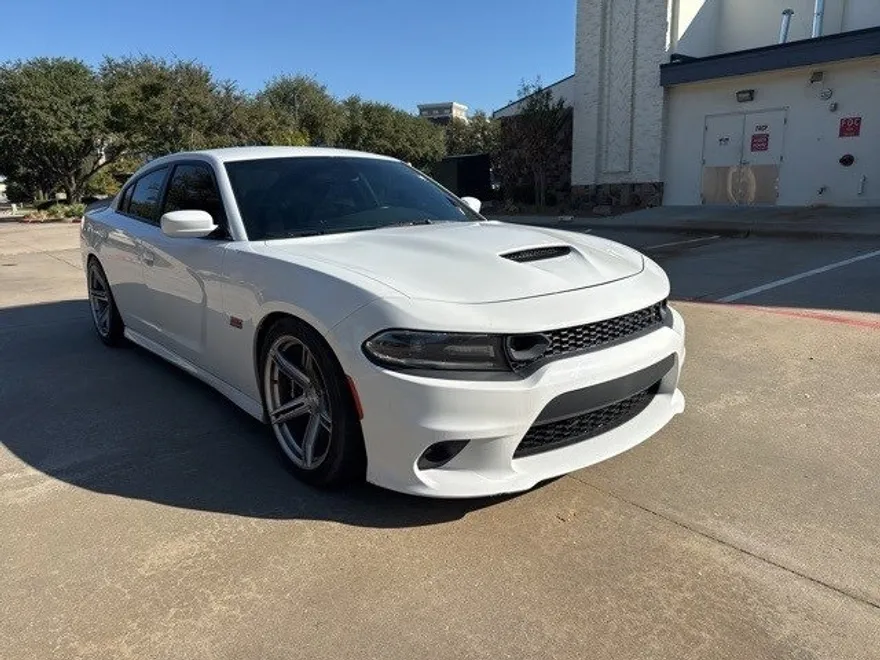 2019 Dodge Charger R/T Scat Pack photo 1