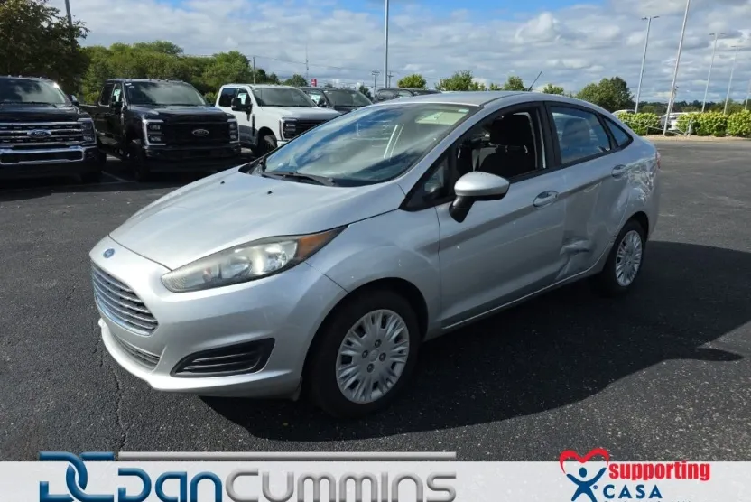 2019 Ford Fiesta S photo 1