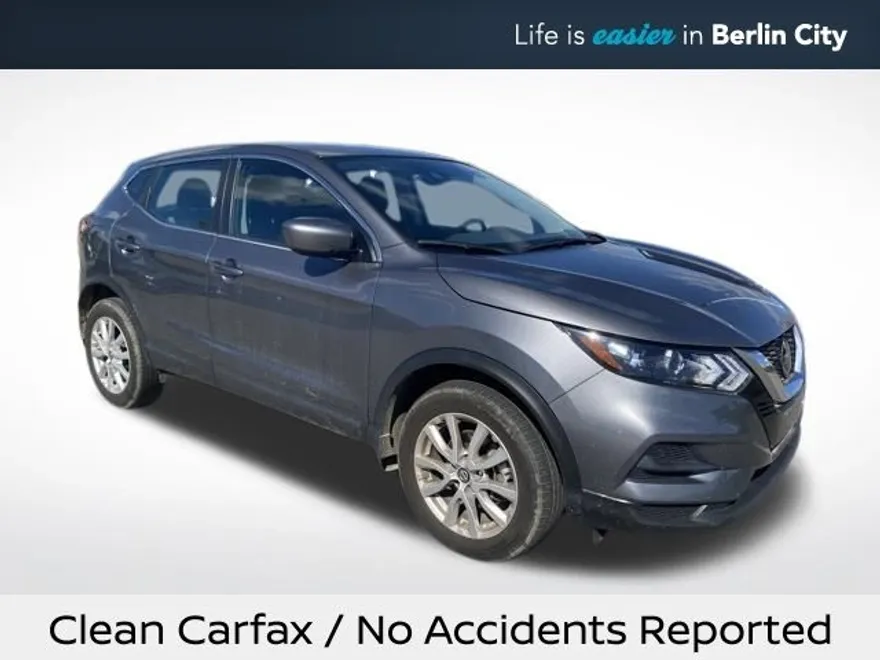 2022 Nissan Rogue Sport S photo 1