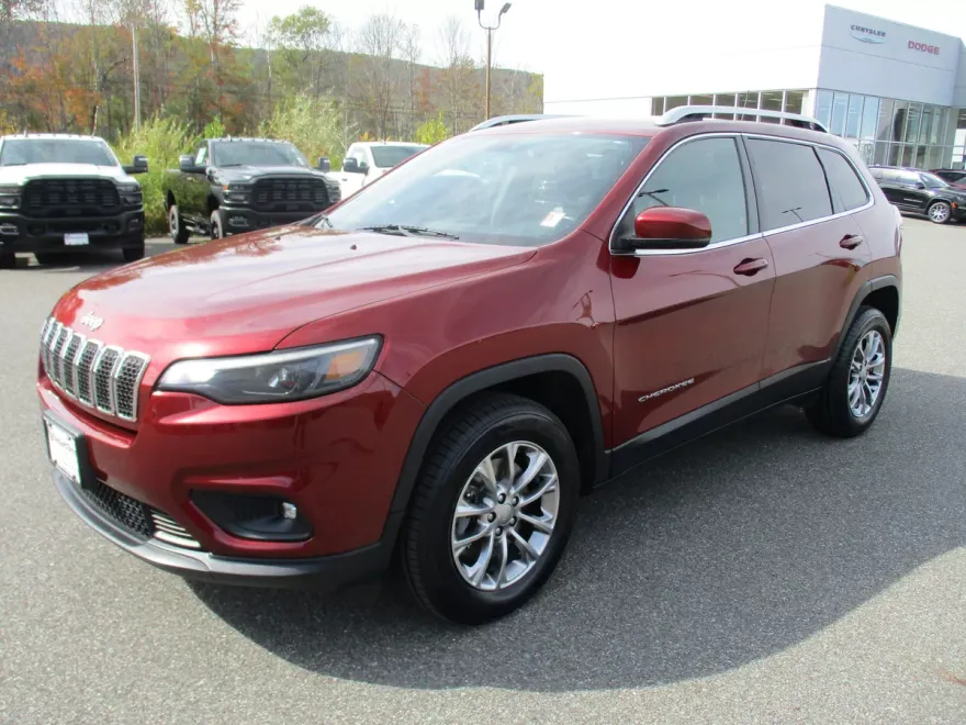 2019 Jeep Cherokee Latitude photo 1