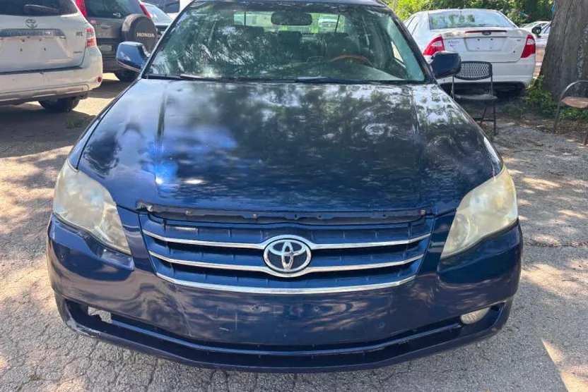 2007 Toyota Avalon Limited photo 1