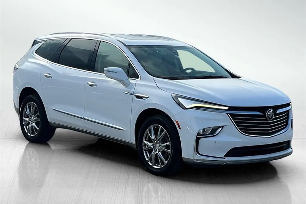 2022 Buick Enclave Premium photo 1