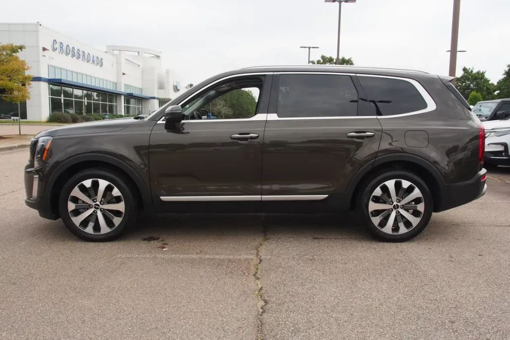 2022 Kia Telluride S photo 1