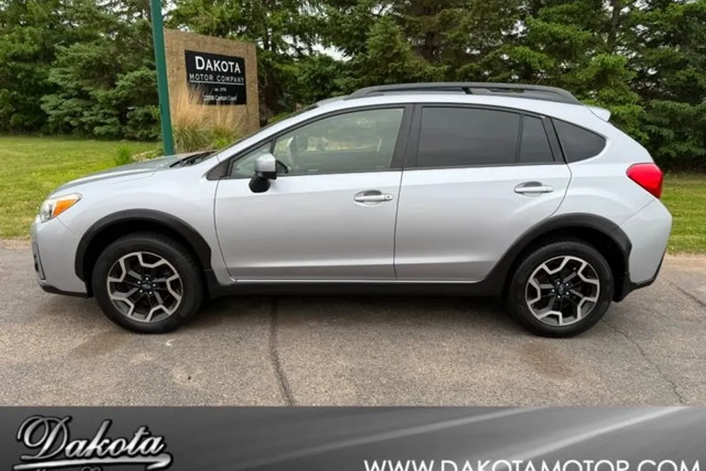 2017 Subaru Crosstrek Premium photo 1