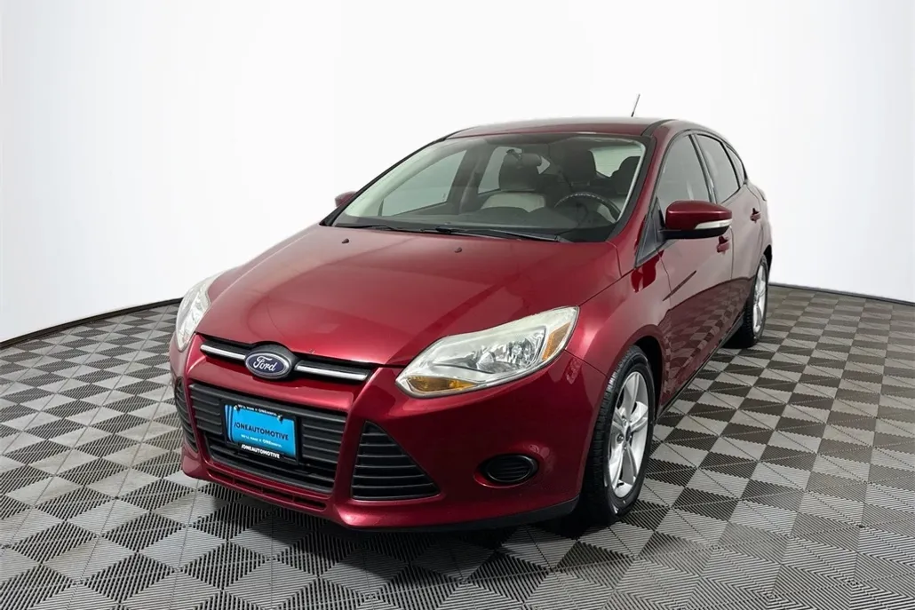 2014 Ford Focus SE photo 1