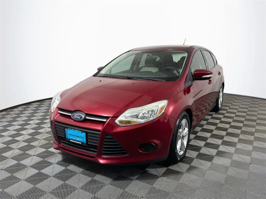 2014 Ford Focus SE photo 1