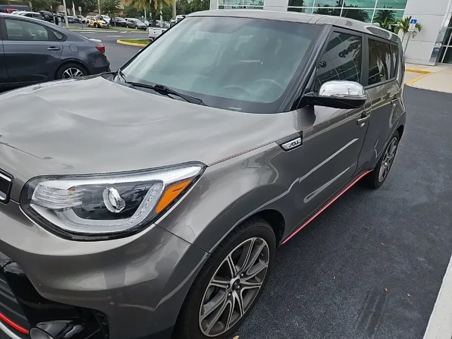 2018 Kia Soul Exclaim photo 1
