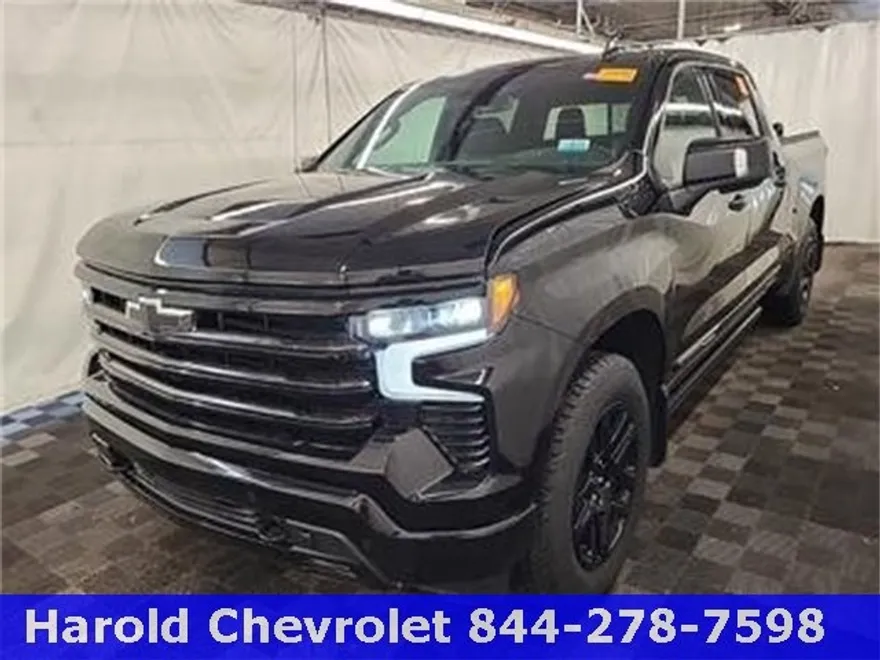 2024 Chevrolet Silverado 1500 High Country photo 1