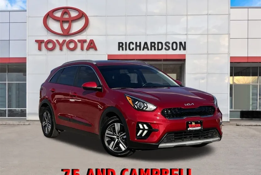 2022 Kia Niro LXS photo 1