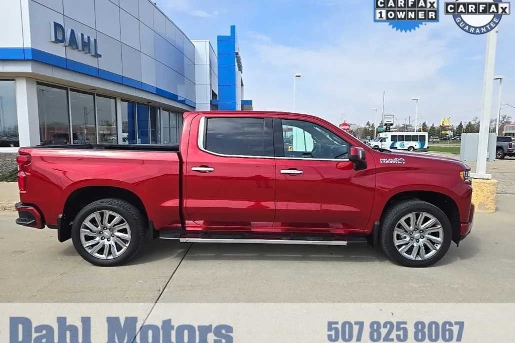 2022 Chevrolet Silverado 1500 High Country photo 1