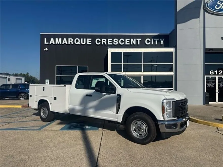 2026 Ford F-250 photo 1