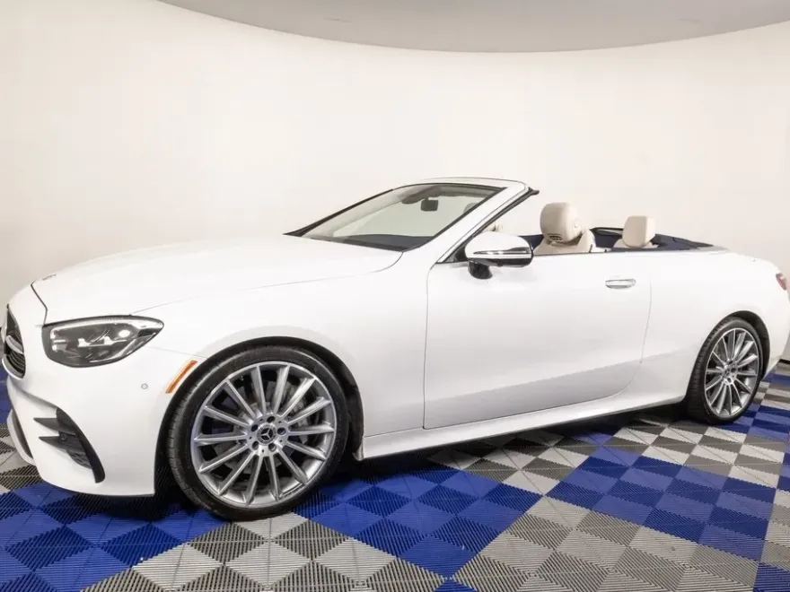 2022 Mercedes Benz E 450 photo 1