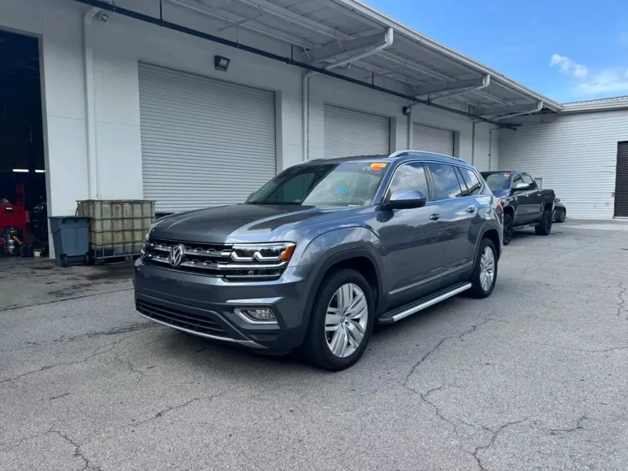 2019 Volkswagen Atlas V6 SEL Premium photo 1