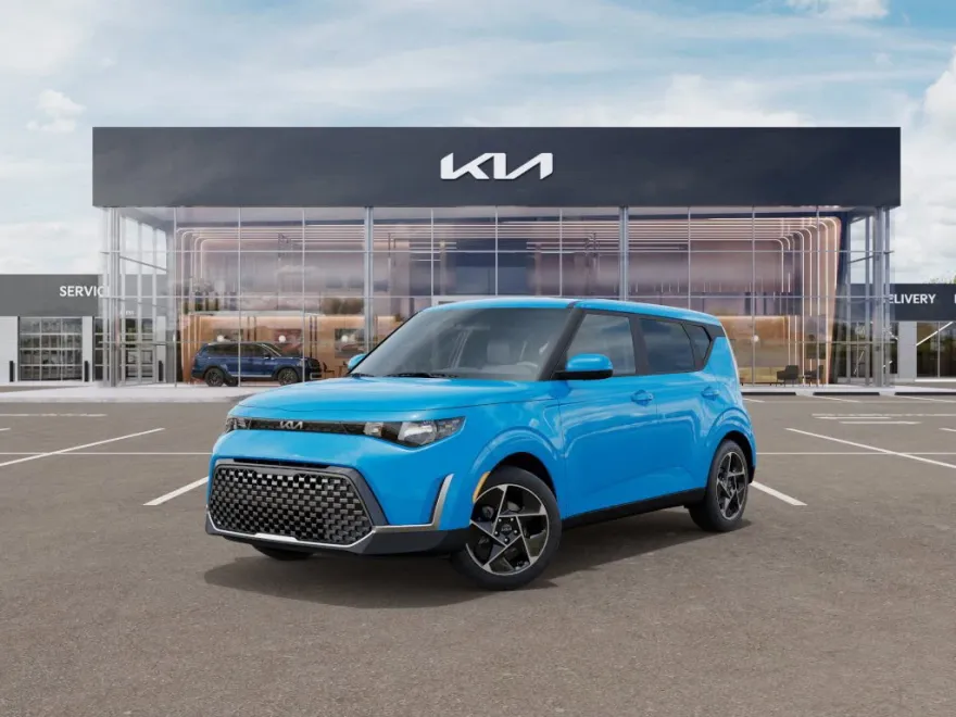 2025 Kia Soul EX photo 1