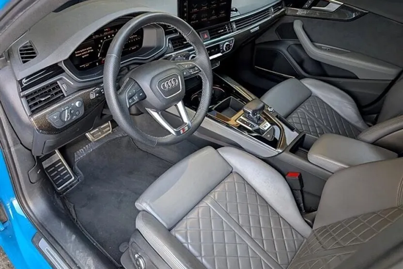2022 Audi S4 Base Prestige photo 1