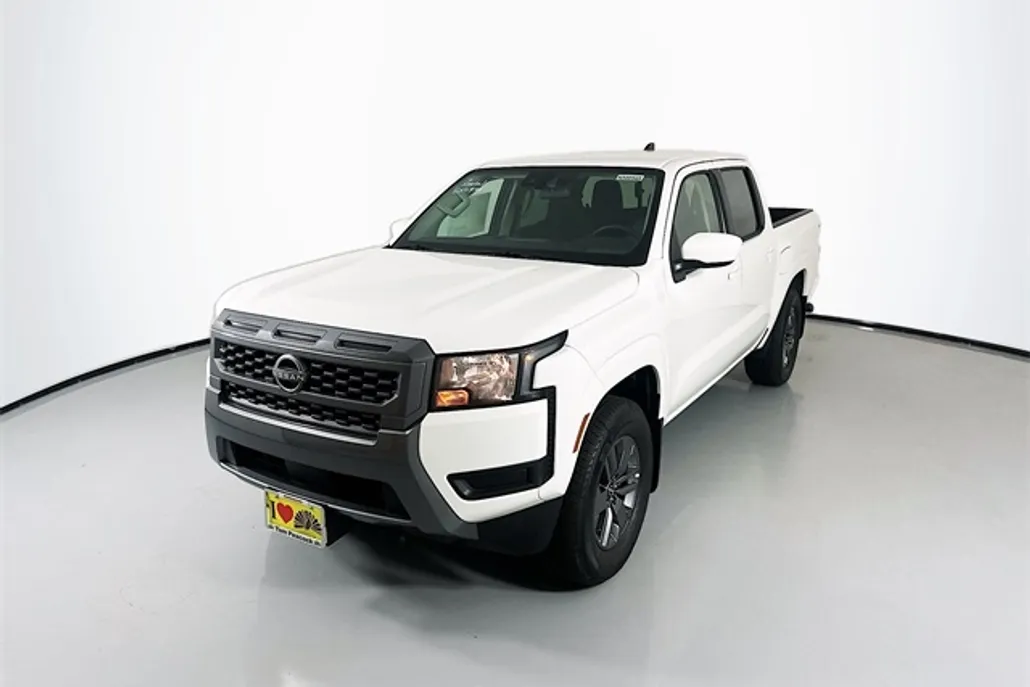 2025 Nissan Frontier SV photo 1