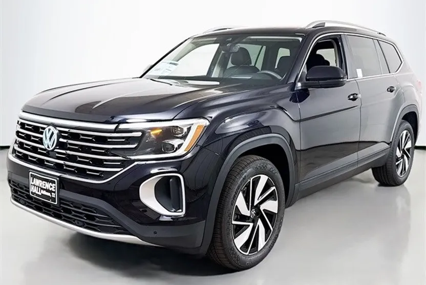 2026 Volkswagen Atlas SEL photo 1