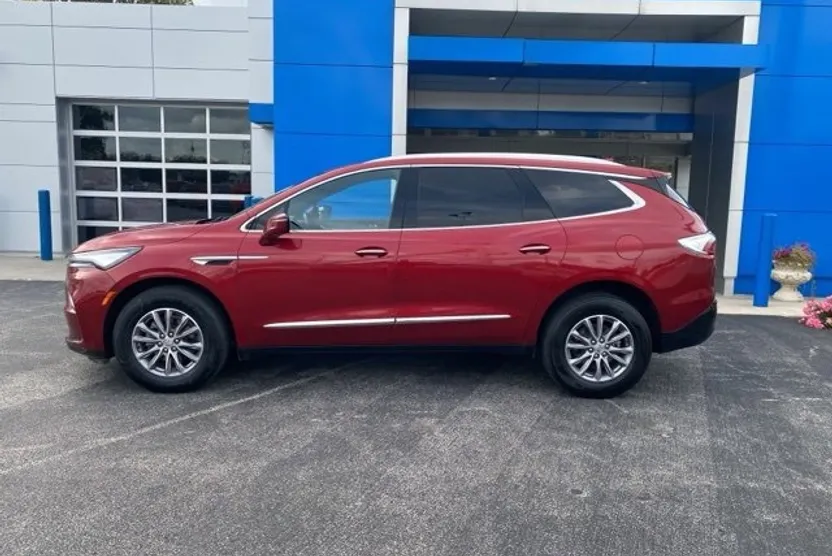 2024 Buick Enclave Premium photo 1