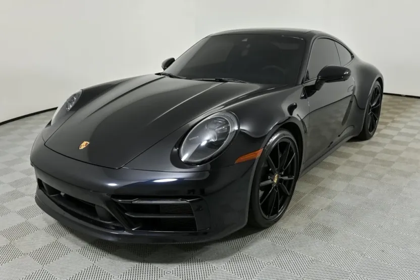 2023 Porsche 911 Coupe photo 1