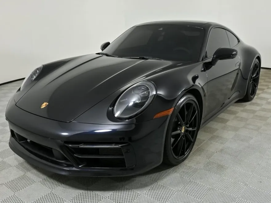 2023 Porsche 911 Coupe photo 1