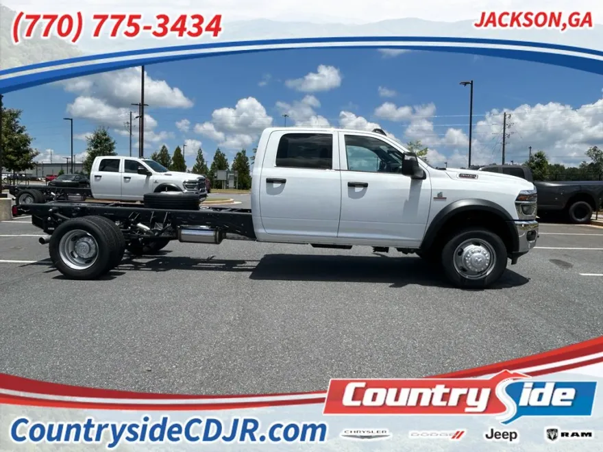 2025 Ram 4500 Tradesman photo 1