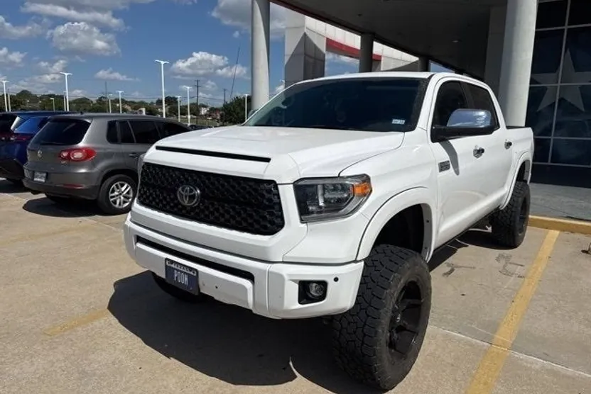 2019 Toyota Tundra Platinum Grade photo 1