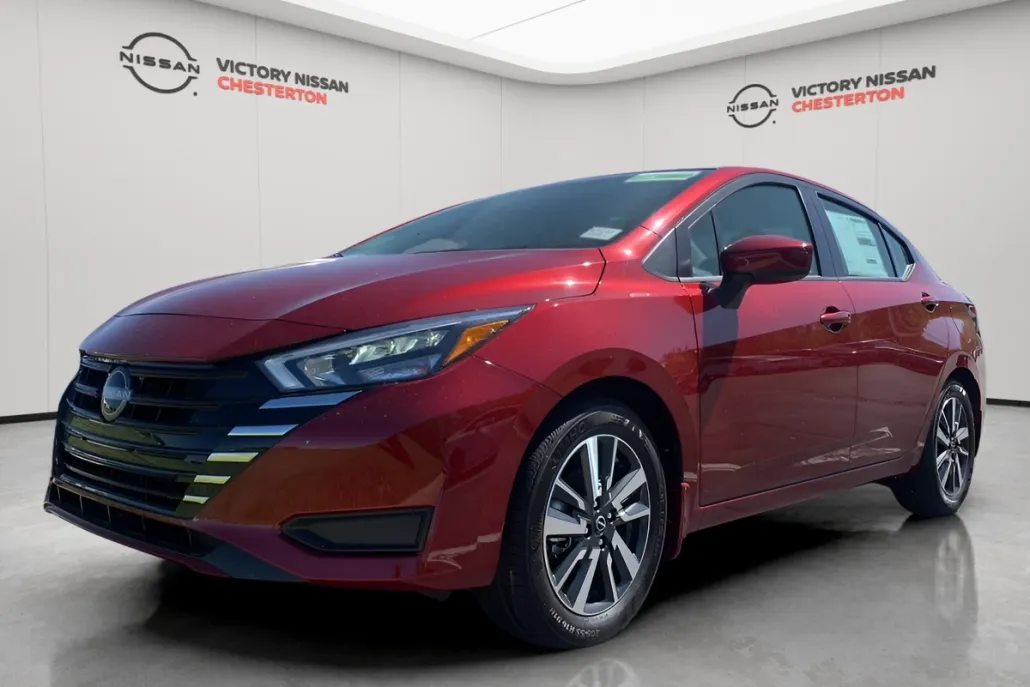 2025 Nissan Versa SV photo 1