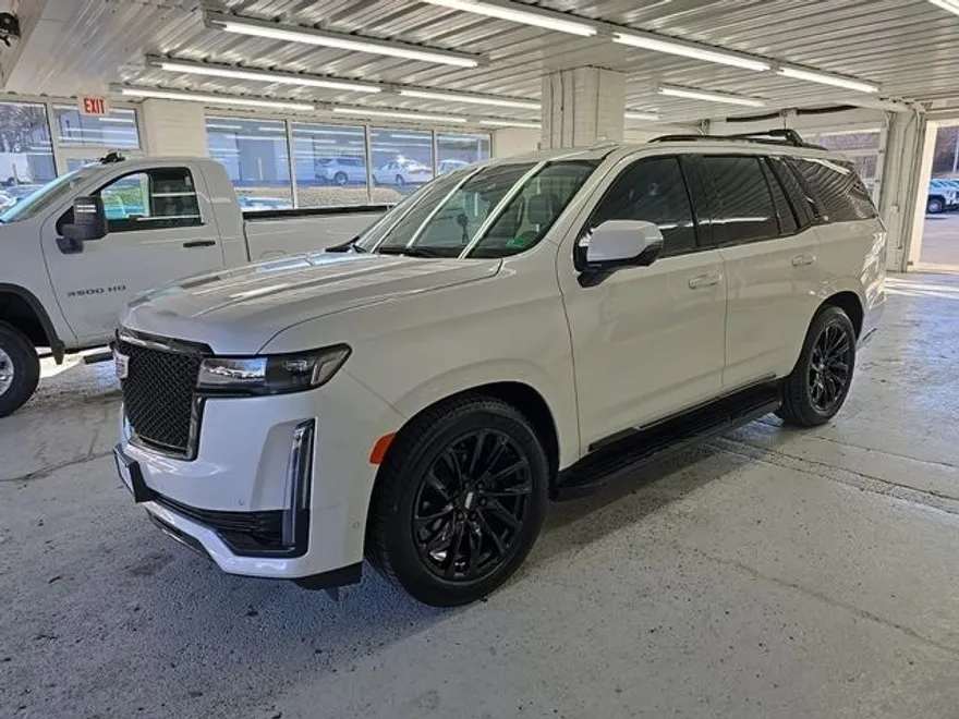 2022 Cadillac Escalade Sport Platinum photo 1