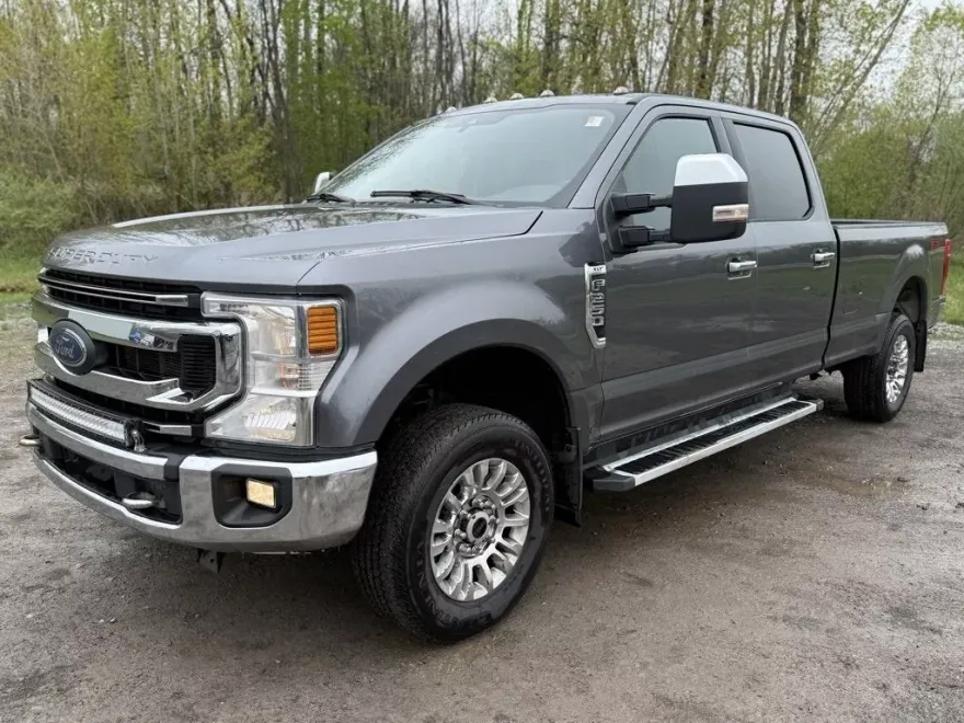 2022 Ford F-250 XLT photo 1