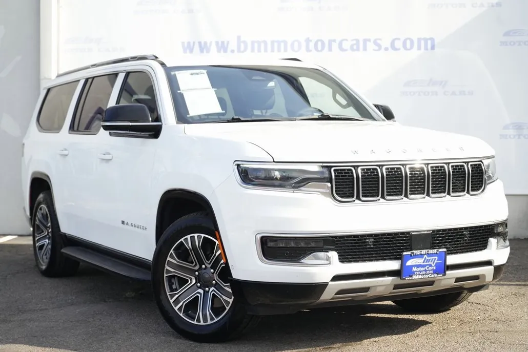2023 Jeep Wagoneer L Series II photo 1