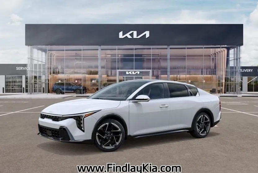 2025 Kia K4 GT-Line photo 1